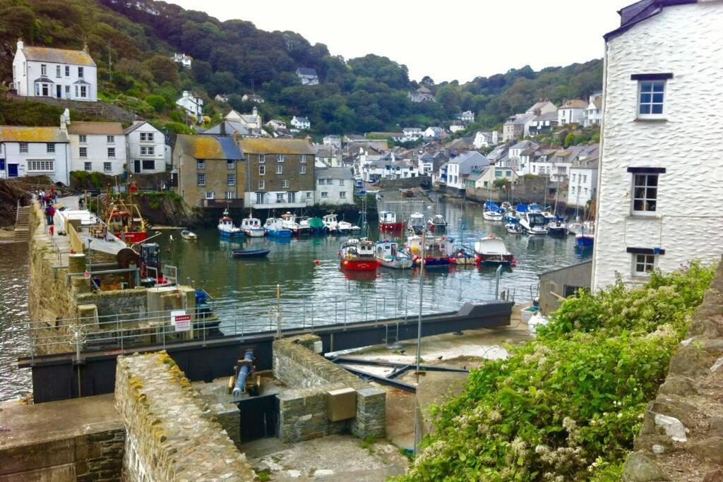 Large House In Looe, Near Beach And Bars With Great Views, Free Parking And Free Access To A Nearby Indoor Swimming Pool Villa Exterior photo